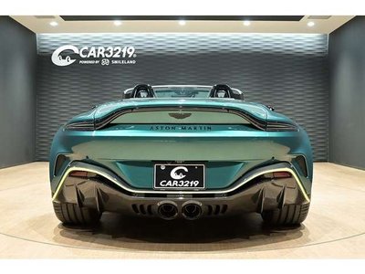 ASTON MARTIN VANTAGE - 6