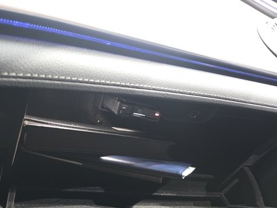 2023 Mercedes-BENZ EQE — миниатюра 32