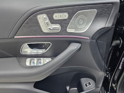 2025 Mercedes-BENZ GLS — миниатюра 15