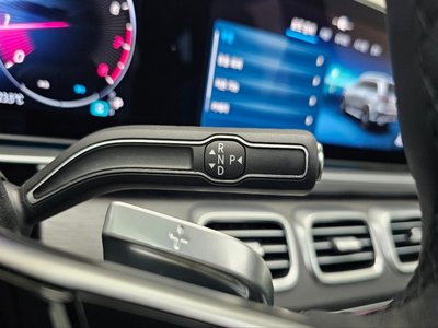 2025 Mercedes-BENZ GLS — миниатюра 18