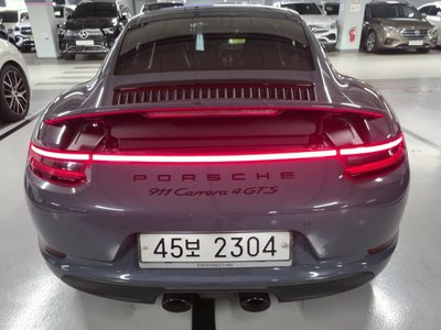 PORSCHE 911 - 5