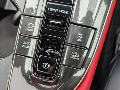 2025 Toyota CROWN SPORT 缩略图 57