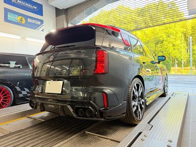 2024 MINI COOPER COUNTRYMAN photo 3