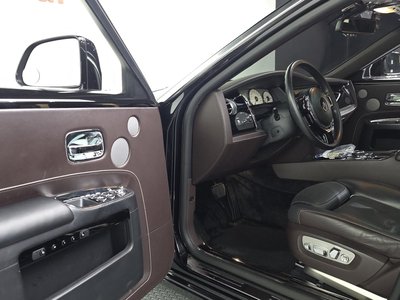 صورة 10 لـ 2017 ROLLS-ROYCE GHOST
