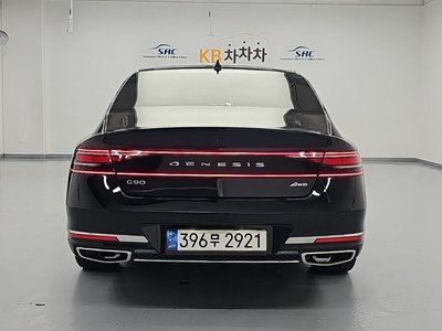صورة 2 لـ 2022 Genesis G90 (RS4)