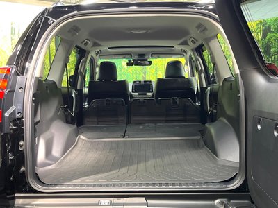 TOYOTA LAND CRUISER PRADO - 10