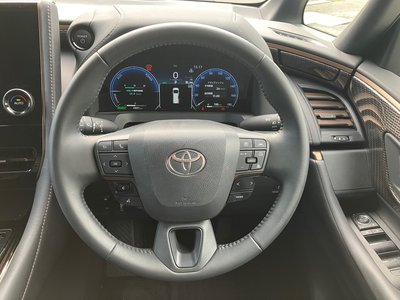 صورة 9 لـ 2025 Toyota ALPHARD