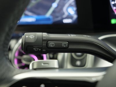 MERCEDES-BENZ GLB - 10