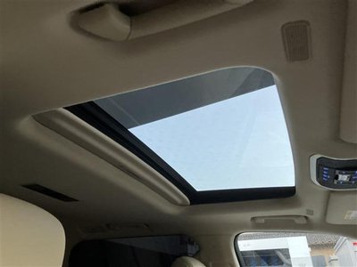 TOYOTA LAND CRUISER 300 - 6