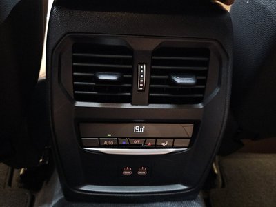 صورة مصغرة 29 لـ 2023 BMW 3 SERIES