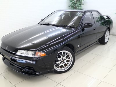 NISSAN SKYLINE