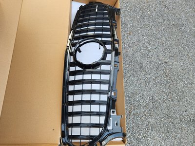 MERCEDES-BENZ GT AMG - 9