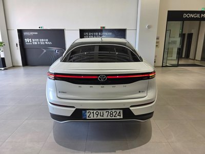 TOYOTA CROWN CROSSOVER - 3