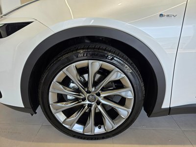 TOYOTA CROWN CROSSOVER - 6