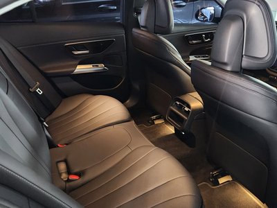 MERCEDES-BENZ E-CLASS - 10