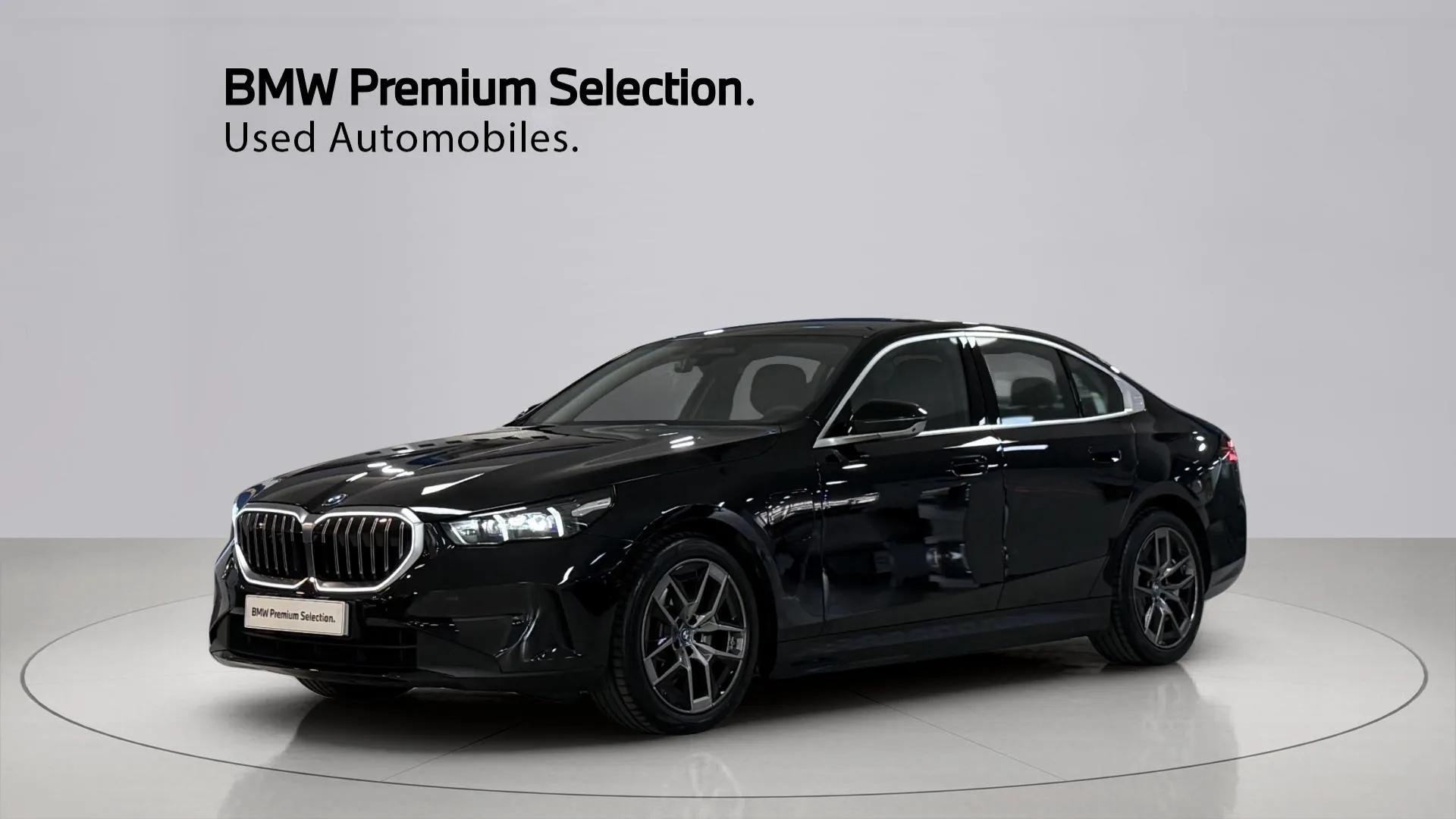 BMW 5 SERIES - View 1