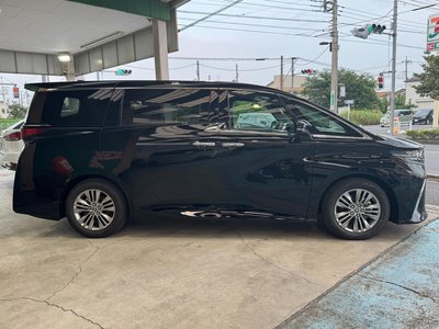 2026 Toyota ALPHARD 照片 4