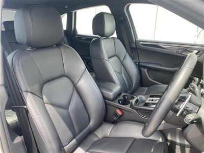 صورة 4 لـ 2022 Porsche MACAN