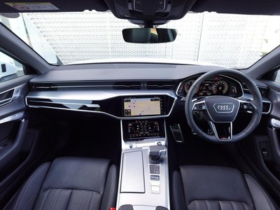 AUDI A6 - 6