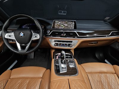 BMW 7 SERIES - 5