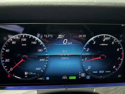 MERCEDES-BENZ E-CLASS - 8