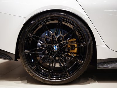 BMW M3 SEDAN - 10