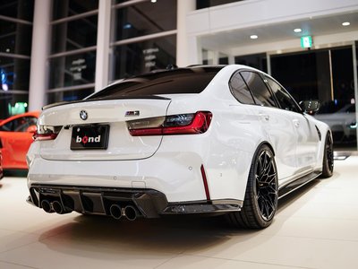 BMW M3 SEDAN - 2