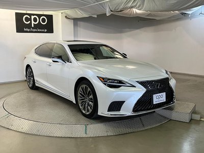 صورة 6 لـ 2021 Lexus LS