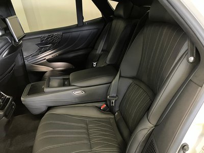 2021 Lexus LS 缩略图 17