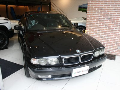 BMW 7 SERIES - 2