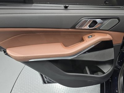 2025 BMW X5 — миниатюра 15