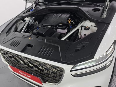 2024 Genesis GV70 photo 7