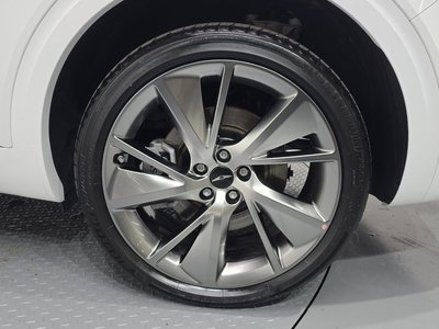 2024 Genesis GV70 photo 6