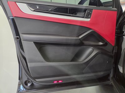 PORSCHE CAYENNE - 10