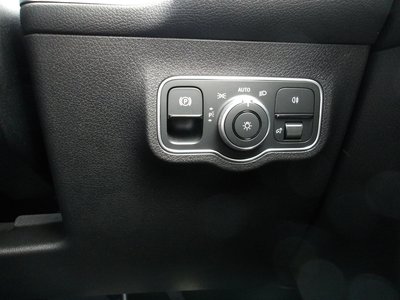 2025 Mercedes-BENZ GLB — миниатюра 59