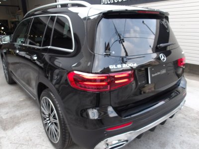 2025 Mercedes-BENZ GLB — миниатюра 25