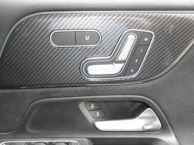 2025 Mercedes-BENZ GLB — миниатюра 48