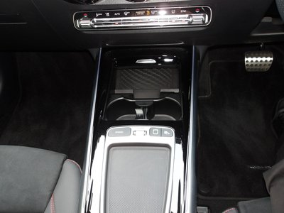 2025 Mercedes-BENZ GLB — миниатюра 51