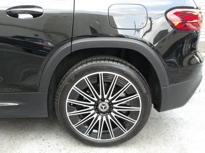 2025 Mercedes-BENZ GLB — миниатюра 18