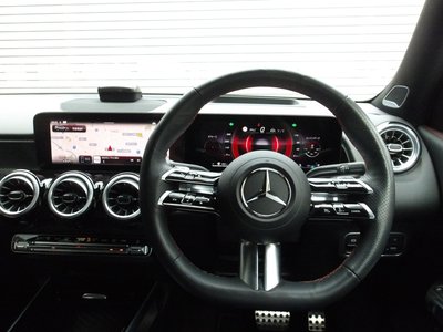 2025 Mercedes-BENZ GLB — миниатюра 34