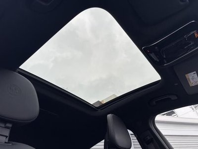 MERCEDES-BENZ GLC - 7