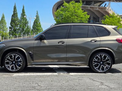 2022 BMW X5 M 缩略图 20