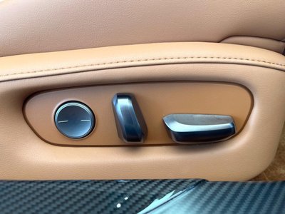 2023 Lexus LC — миниатюра 36