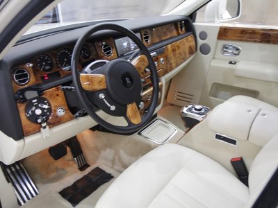 ROLLS-ROYCE PHANTOM - 9