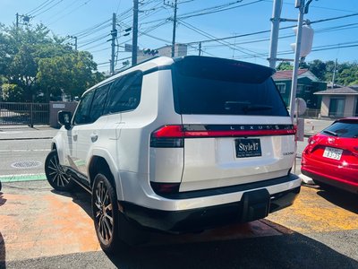 صورة 10 لـ 2025 Lexus GX