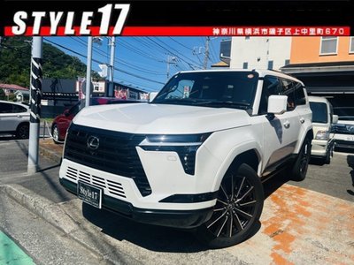 صورة 3 لـ 2025 Lexus GX
