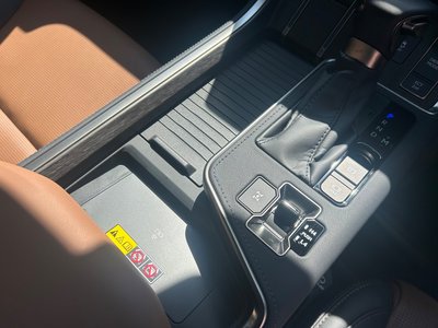 2025 Lexus GX 缩略图 32