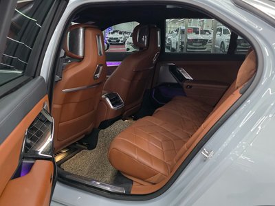صورة 9 لـ 2023 BMW 7 SERIES