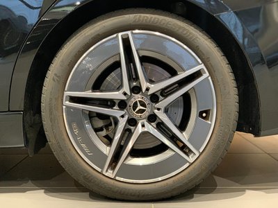 MERCEDES-BENZ C-CLASS - 10