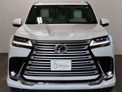 صورة 3 لـ 2023 Lexus LX